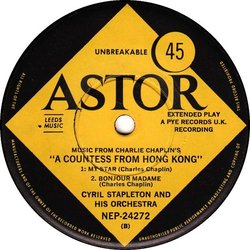 Music From Charles Chaplin's A Countess From Hong Kong Soundtrack (Various Artists, Charles Chaplin, Cyril Stapleton And His Orchestra) - cd-inlay